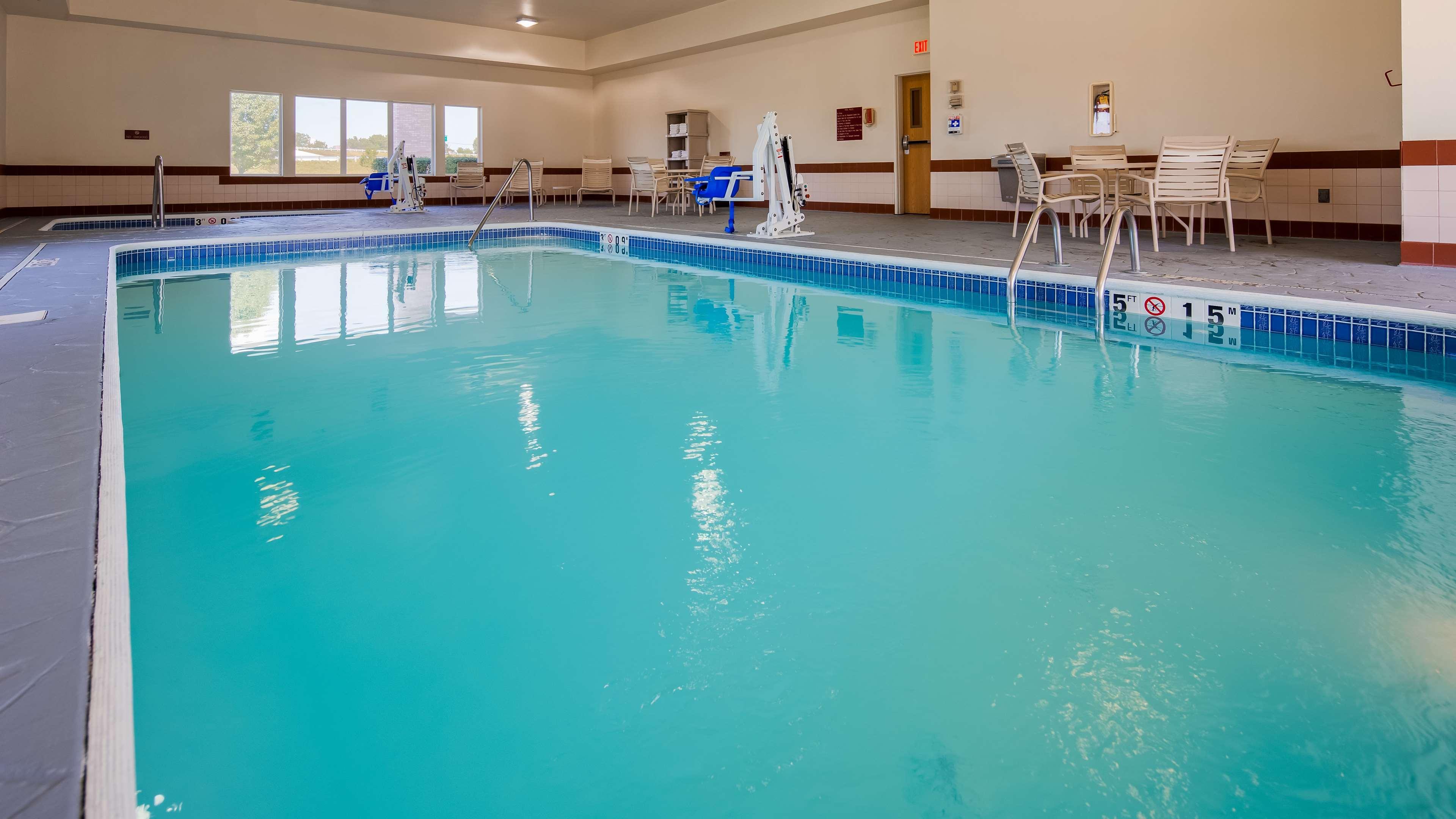 Best Western Wapakoneta Inn Buitenkant foto