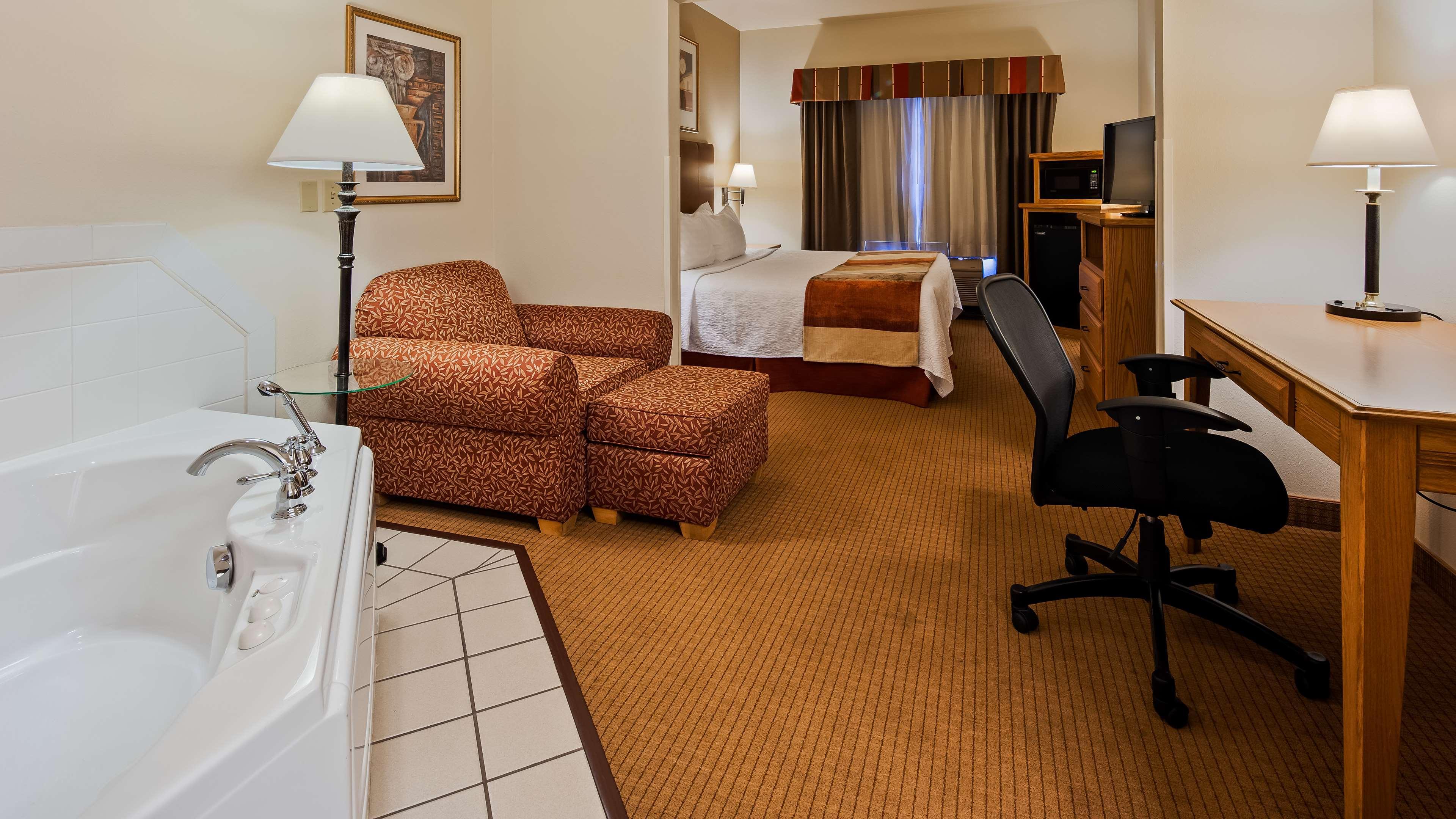 Best Western Wapakoneta Inn Buitenkant foto