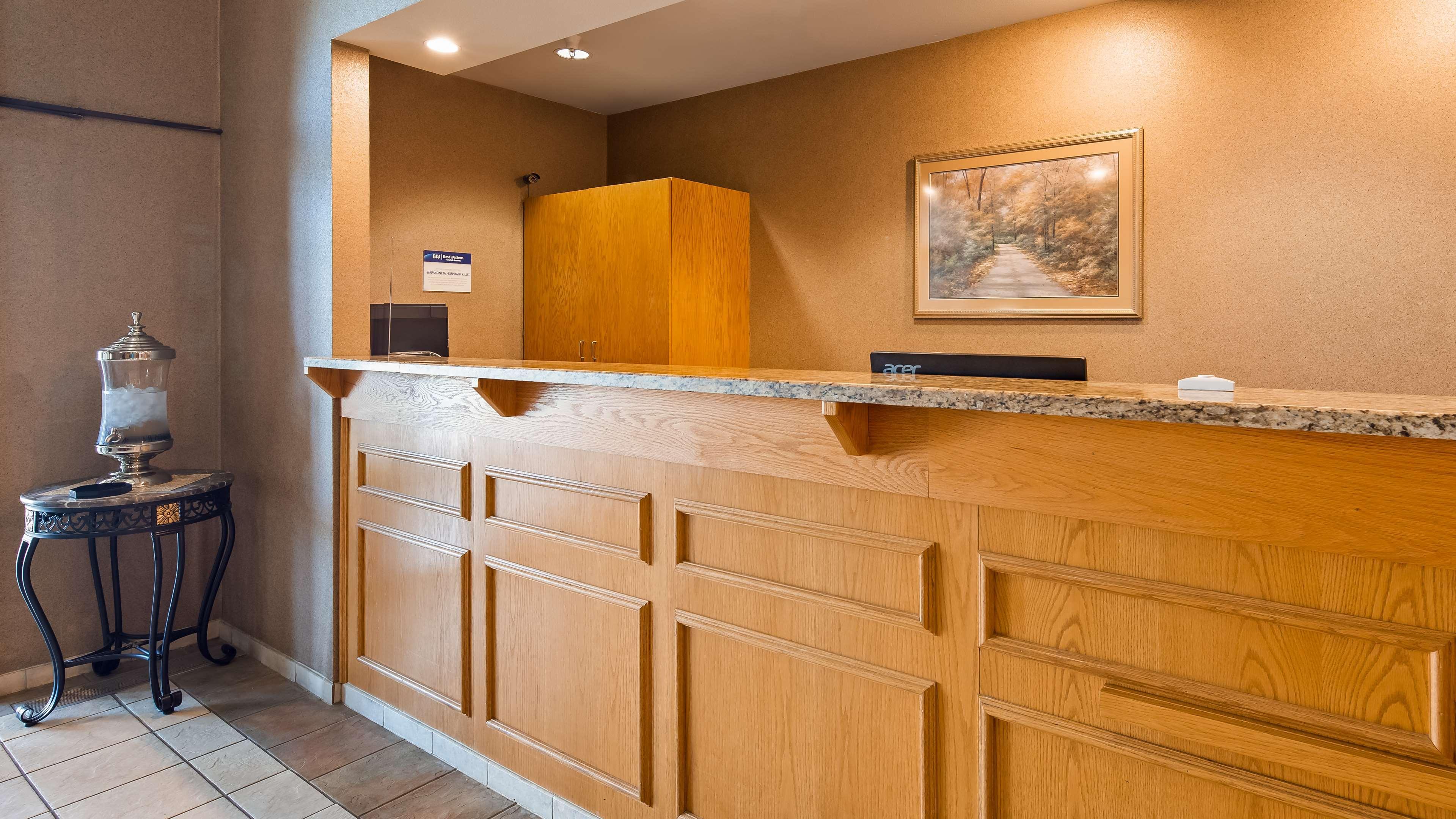 Best Western Wapakoneta Inn Buitenkant foto