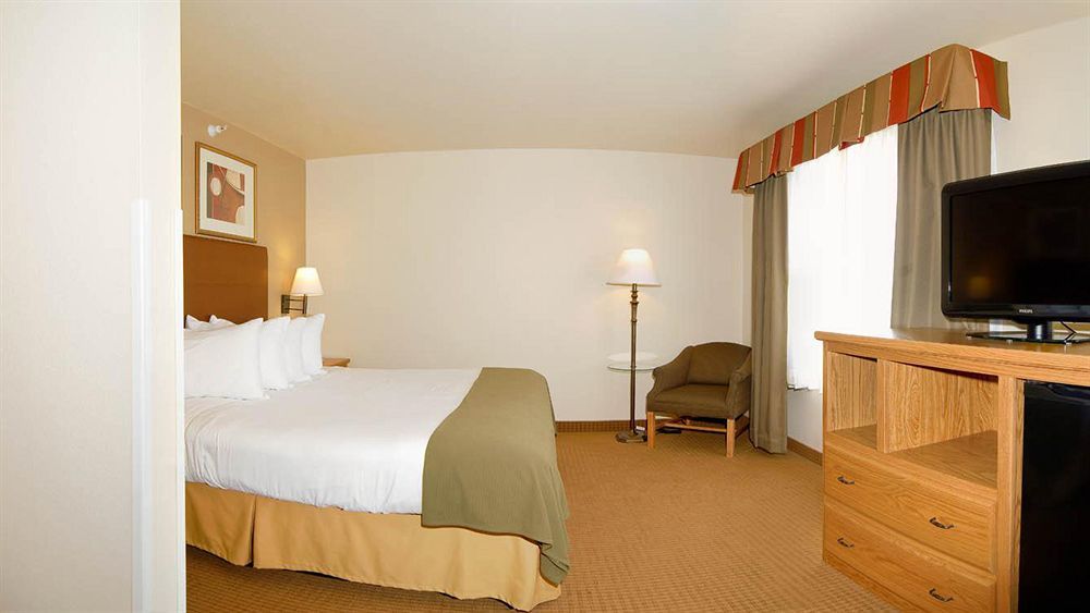 Best Western Wapakoneta Inn Buitenkant foto