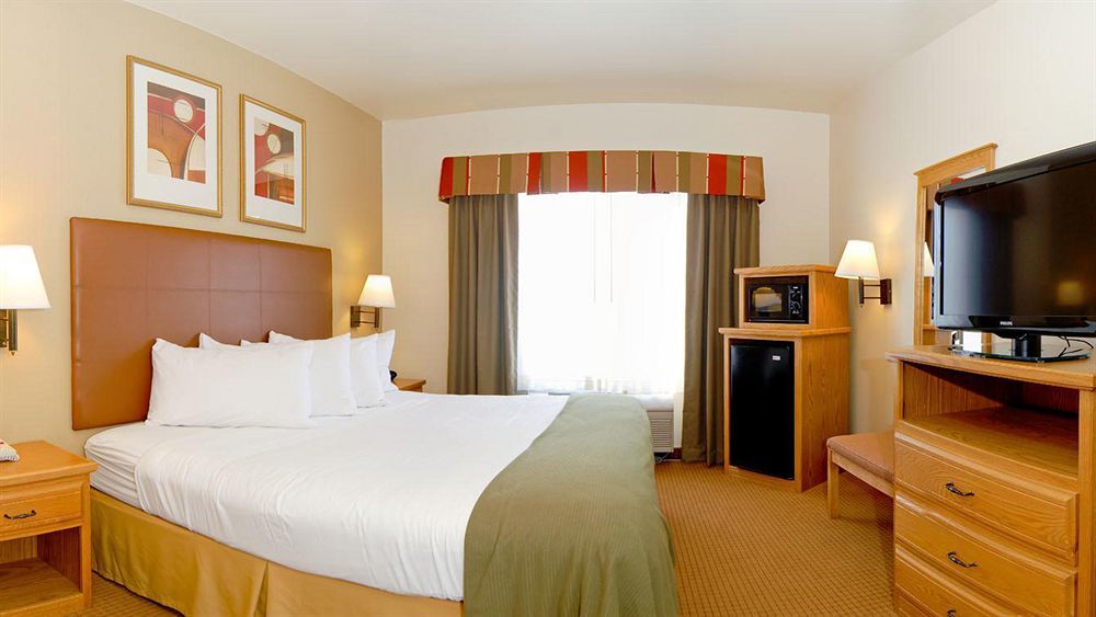 Best Western Wapakoneta Inn Buitenkant foto