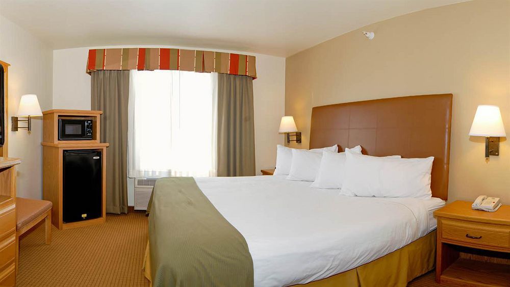 Best Western Wapakoneta Inn Buitenkant foto